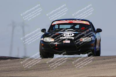 media/Oct-26-2025-CalClub SCCA (Sun) [[8ce1e69566]]/Group 5/Grapevine/